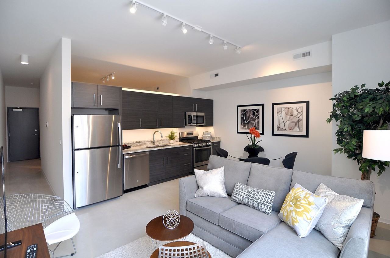 1515 W Haddon Ave - Photo 4 of 12