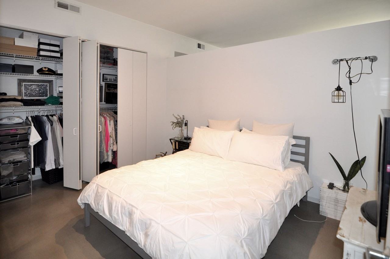 1515 W Haddon Ave - Photo 6 of 12