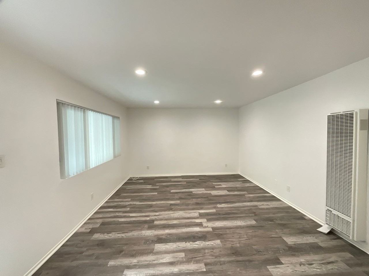 15th418 - Photo 3 of 14