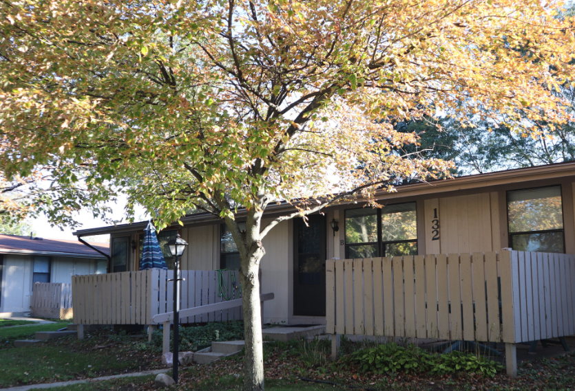 Newberry - Photo 4 of 5