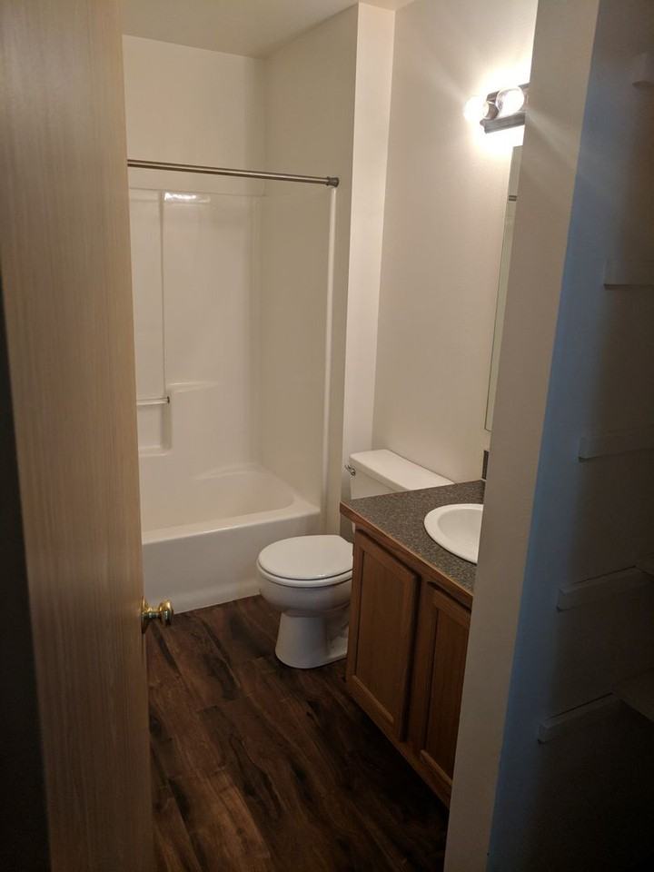Maplepointe Apartments - Photo 3 of 6