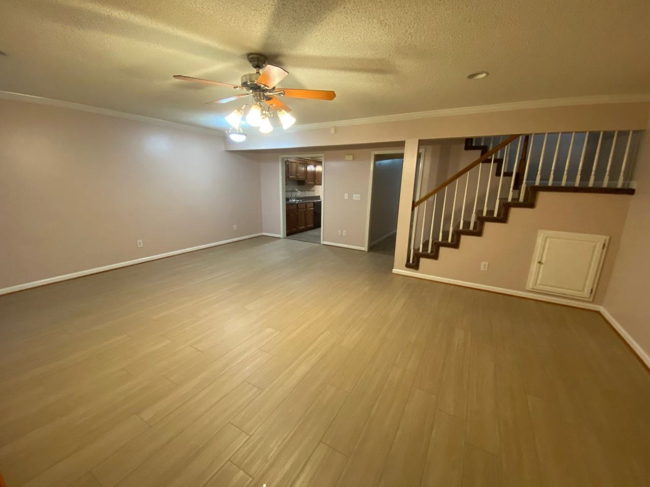 273 Ivy Place - Photo 3 of 43