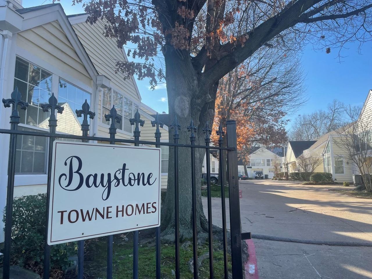 Baystone Town Homes - Photo 2 of 35