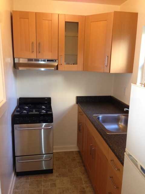 223 Lolita St - Photo 3 of 7