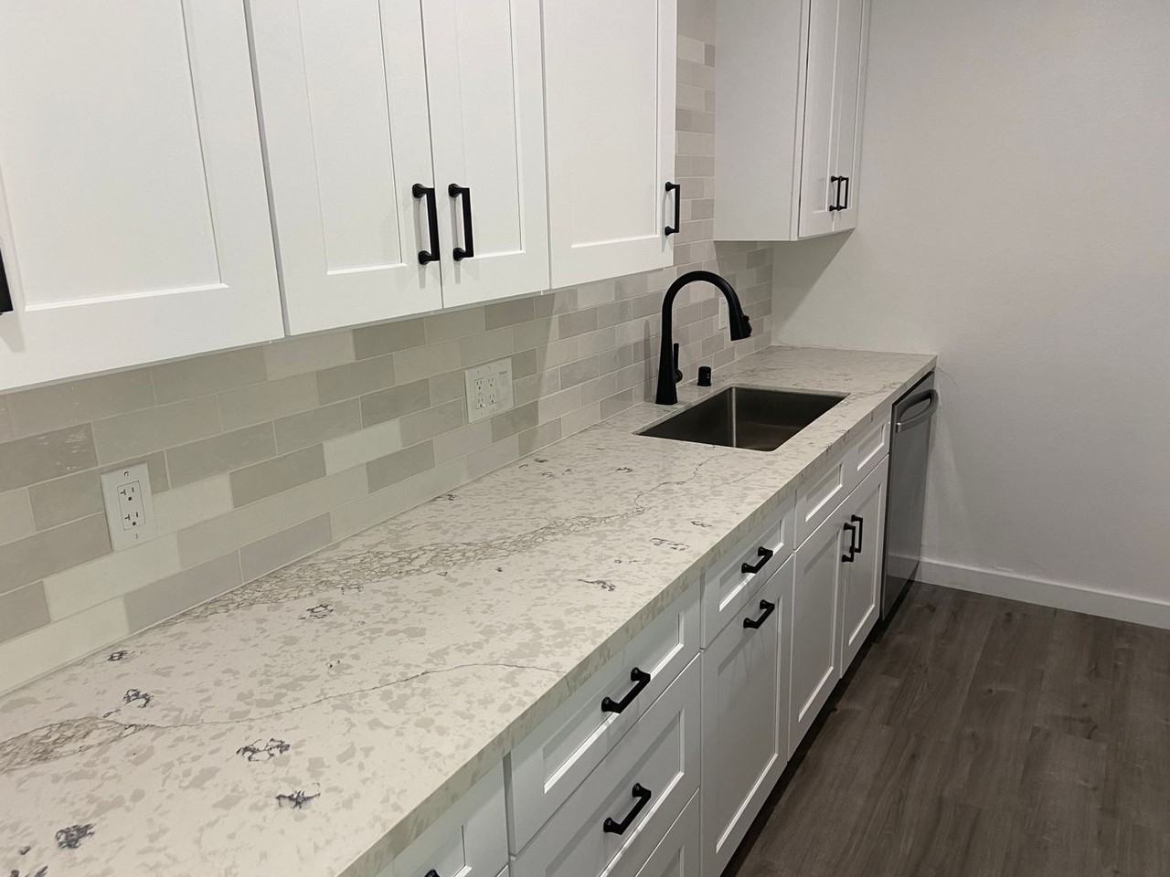 8022 Linda Vista Rd #1L - Photo 2 of 15