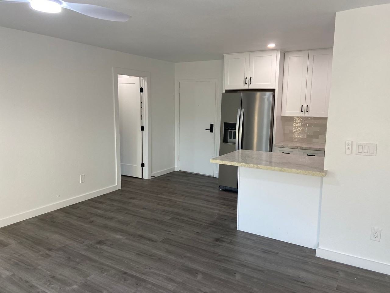 8022 Linda Vista Rd #1L - Photo 6 of 15