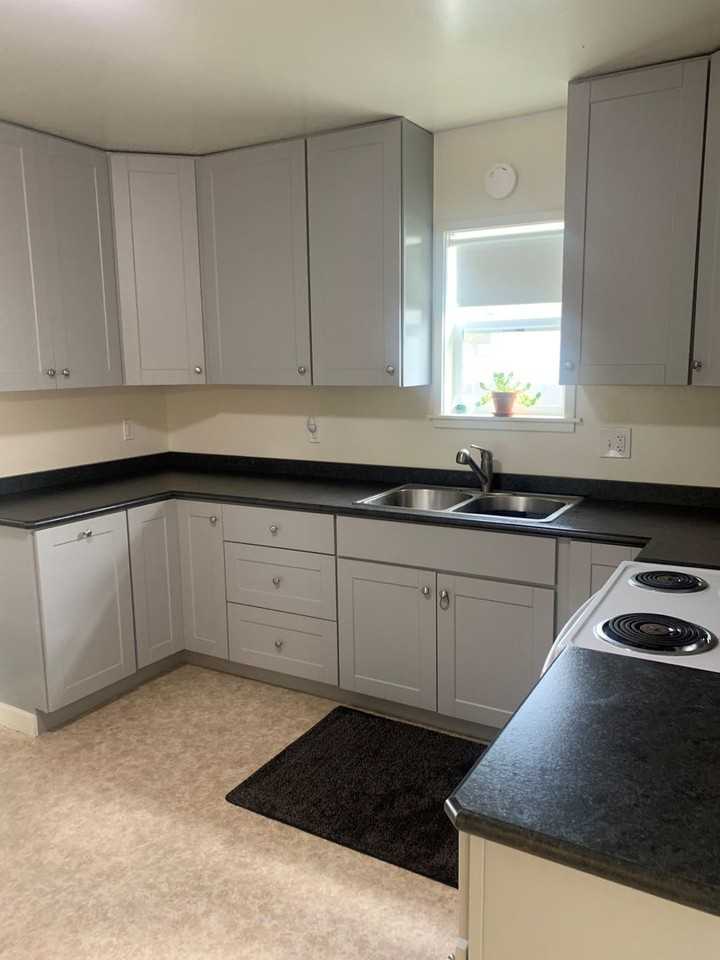 1144 Homedale Rd - Photo 4 of 11