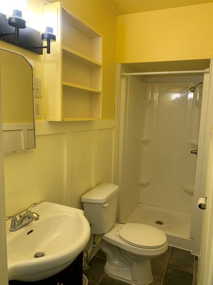 1144 Homedale Rd - Photo 6 of 11