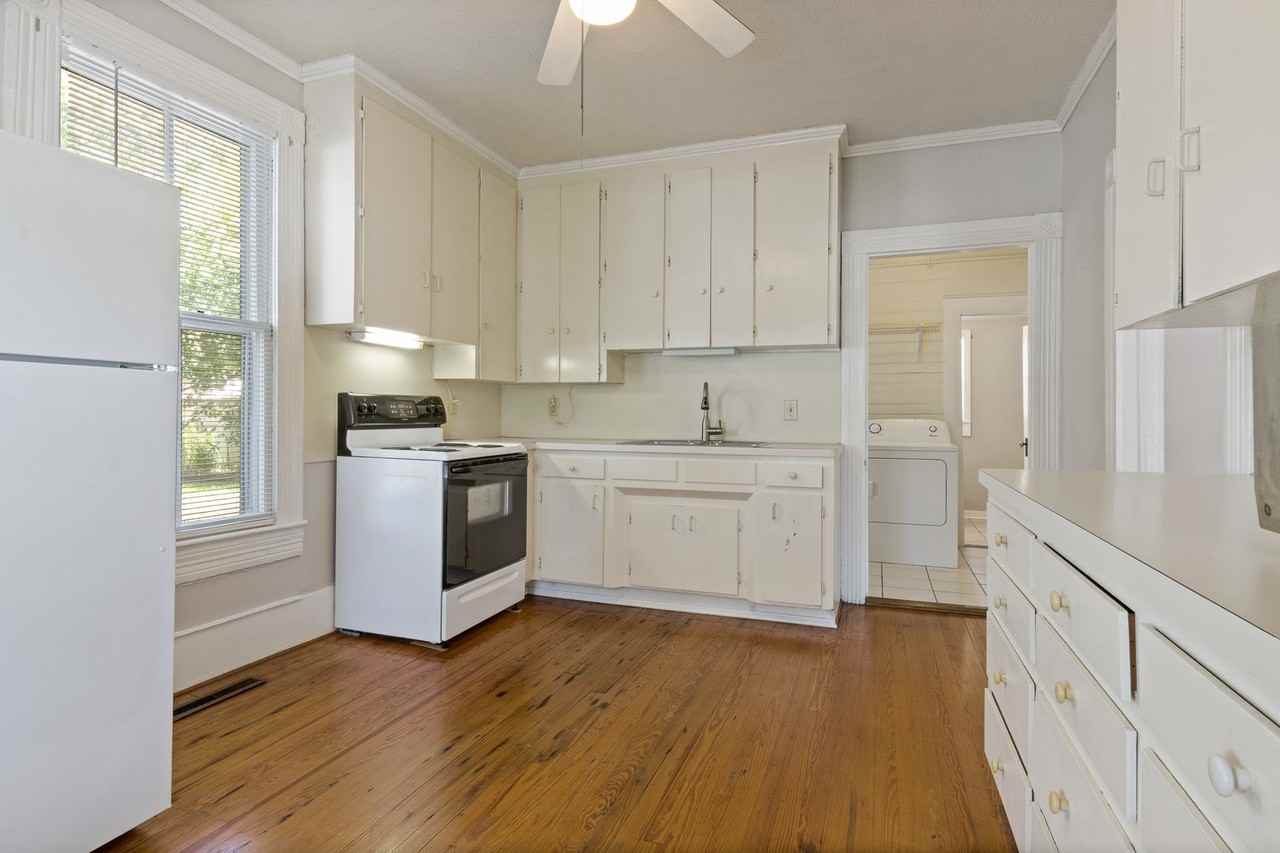 106 W Ivey St - Photo 2 of 23