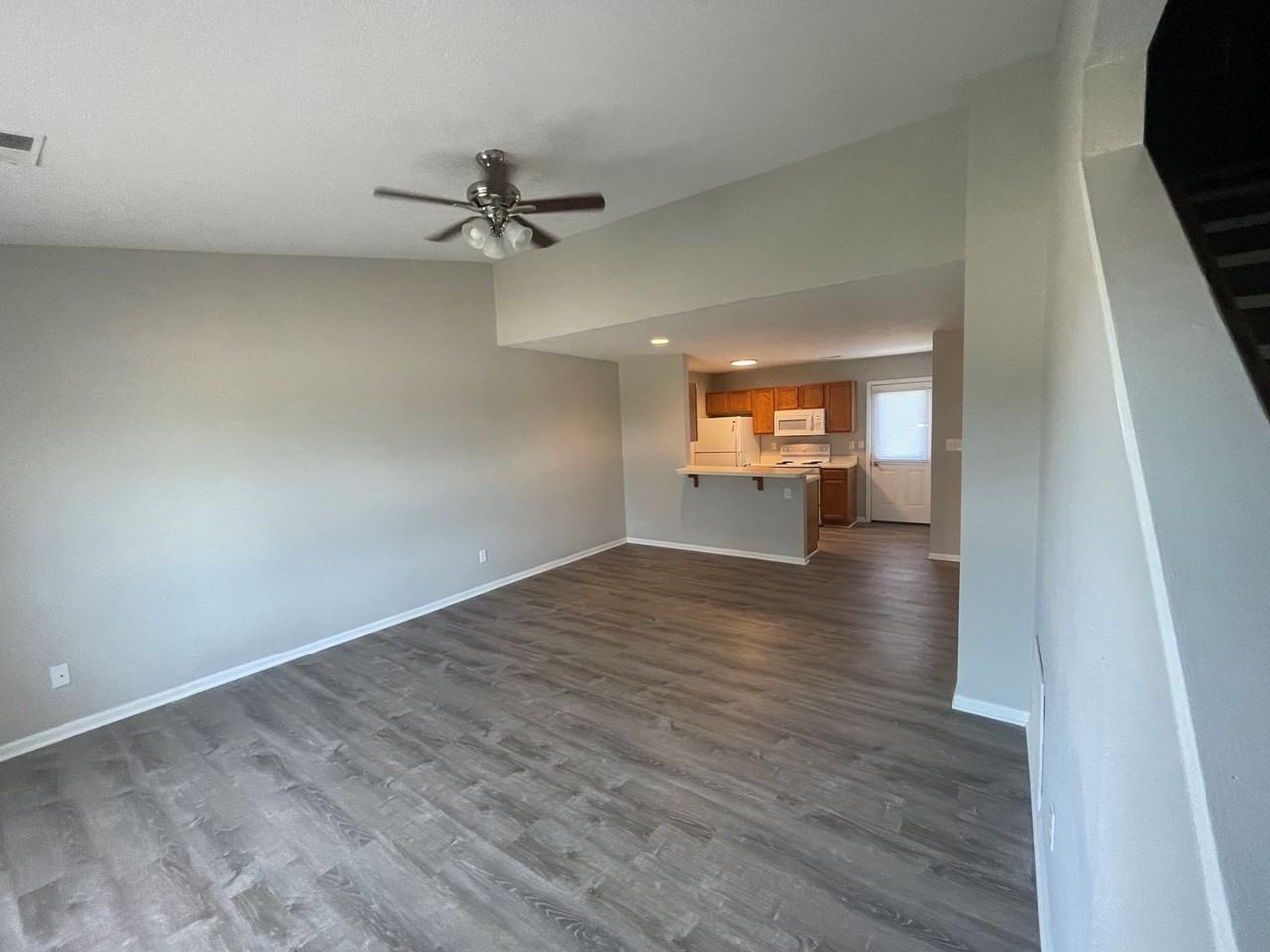 1421 Risen Star Ct - Photo 3 of 27
