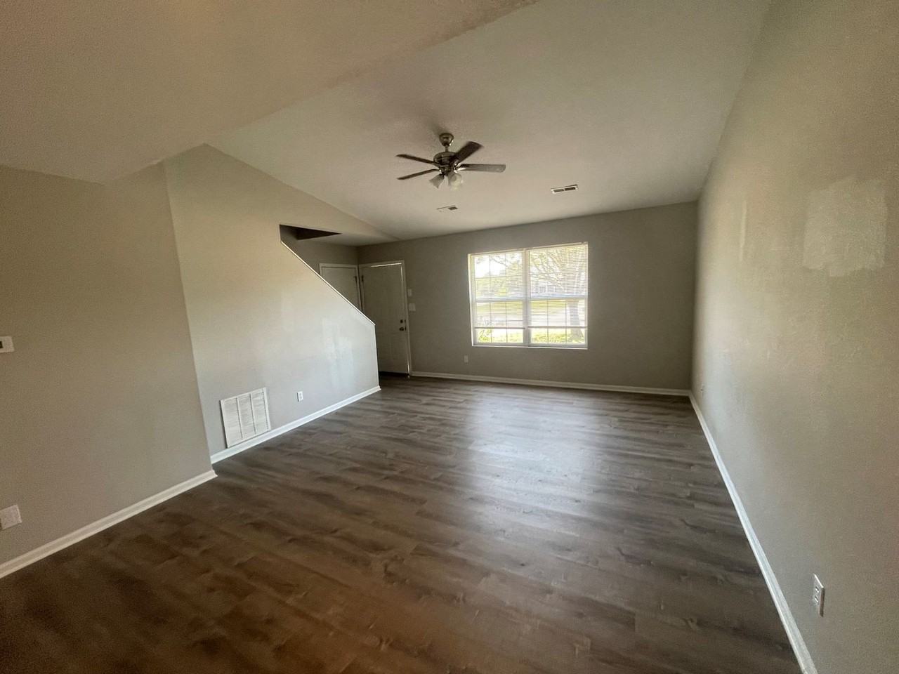 1421 Risen Star Ct - Photo 5 of 27