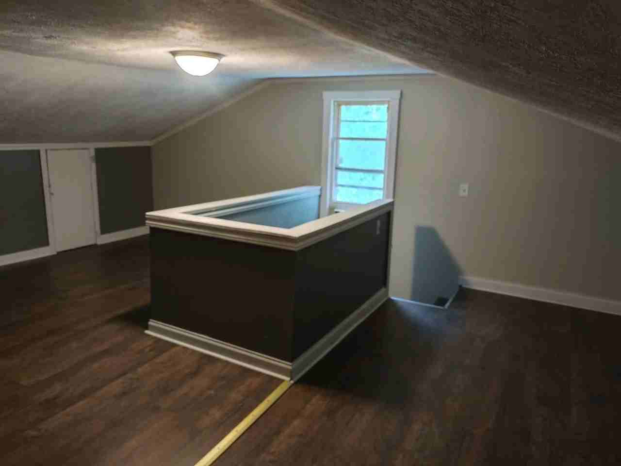 420 N Franklin St - Photo 2 of 9