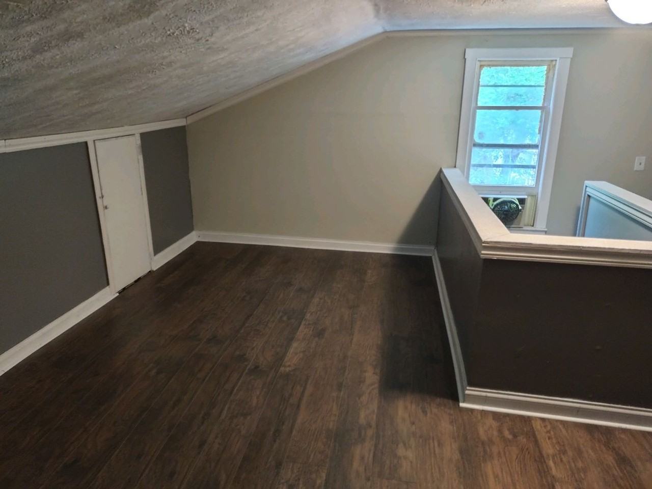 420 N Franklin St - Photo 3 of 9