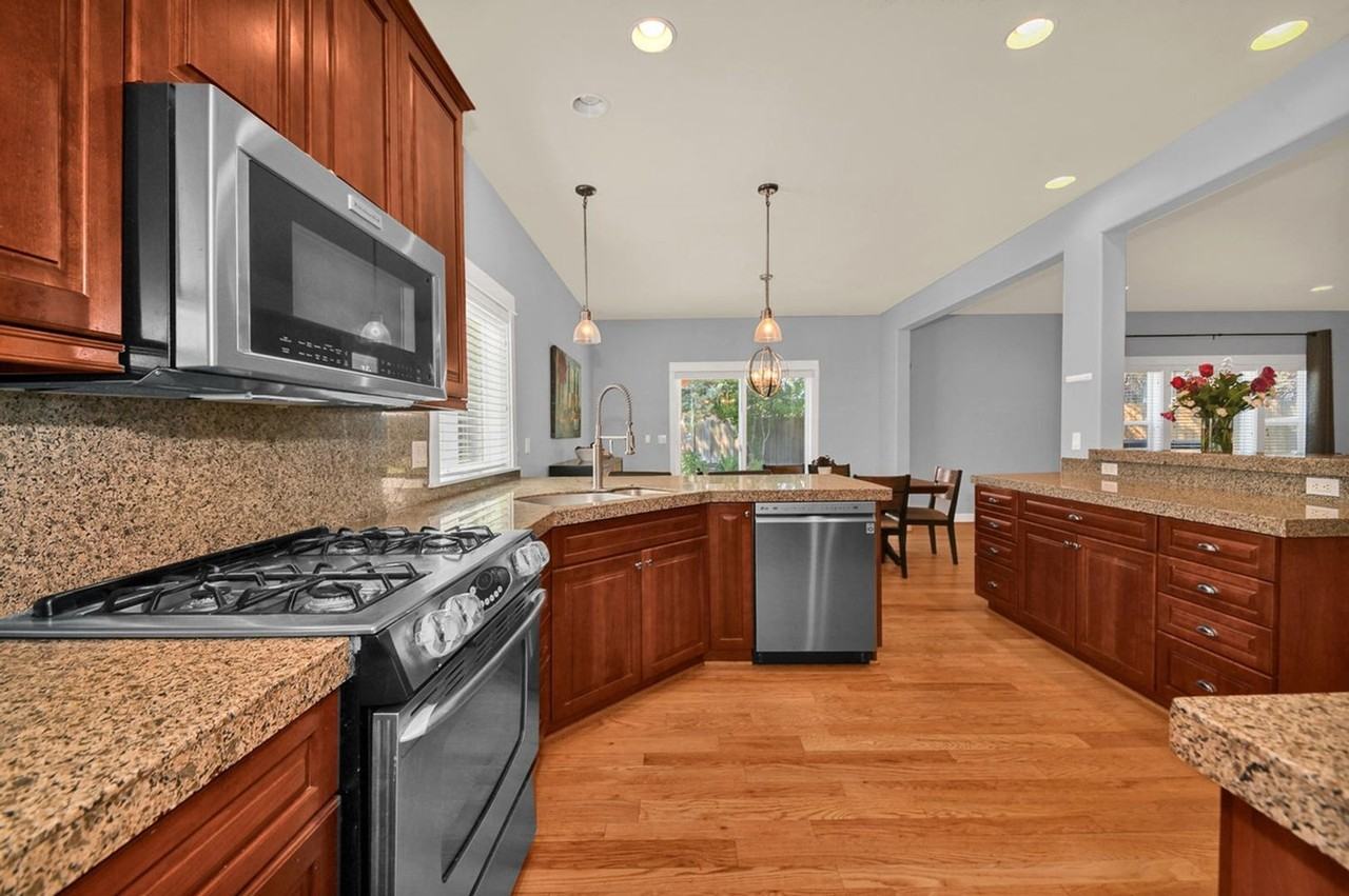 61733 Darla Pl - Photo 6 of 23