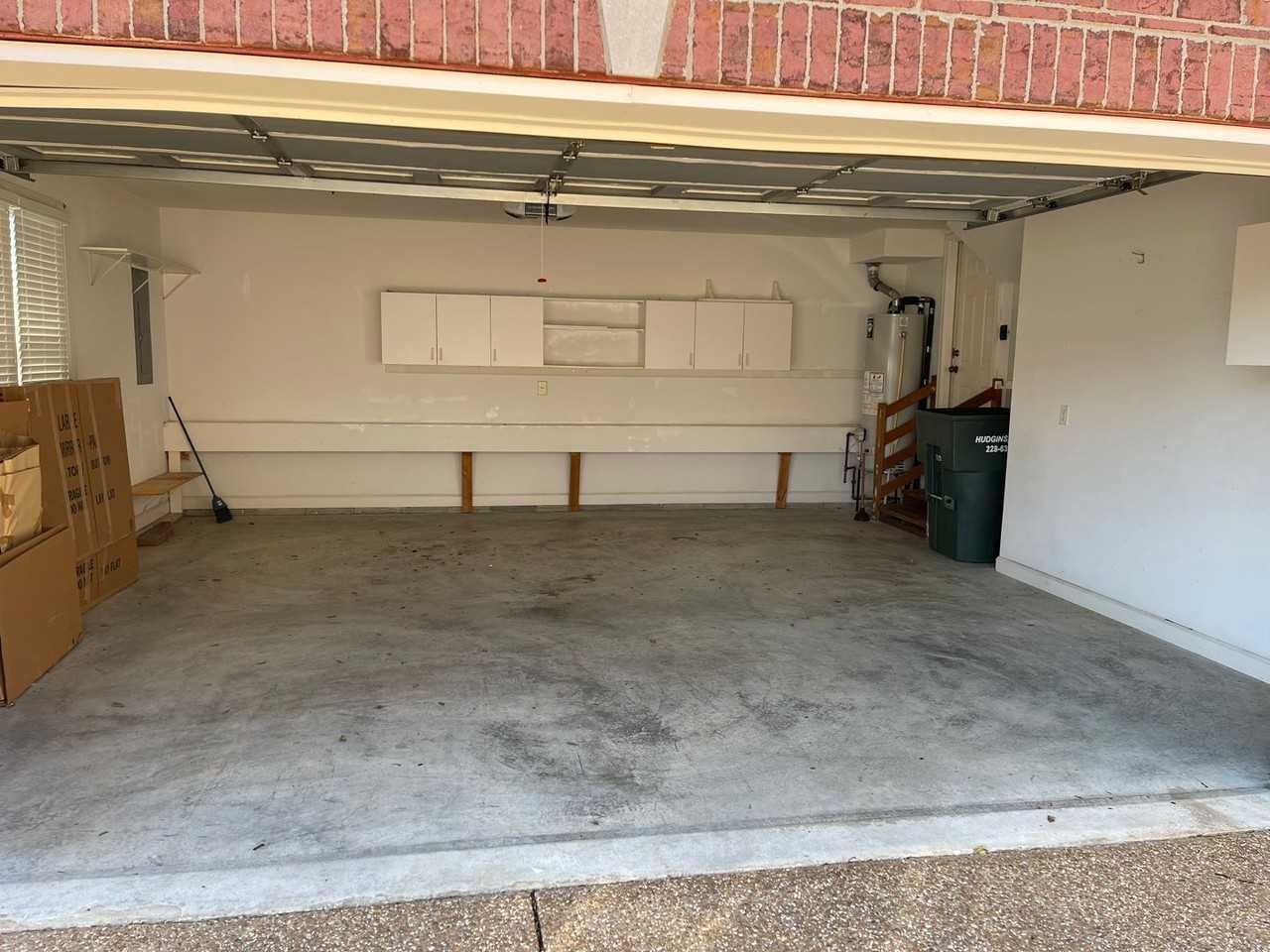 215 Stoners Glen Ct - Photo 4 of 31
