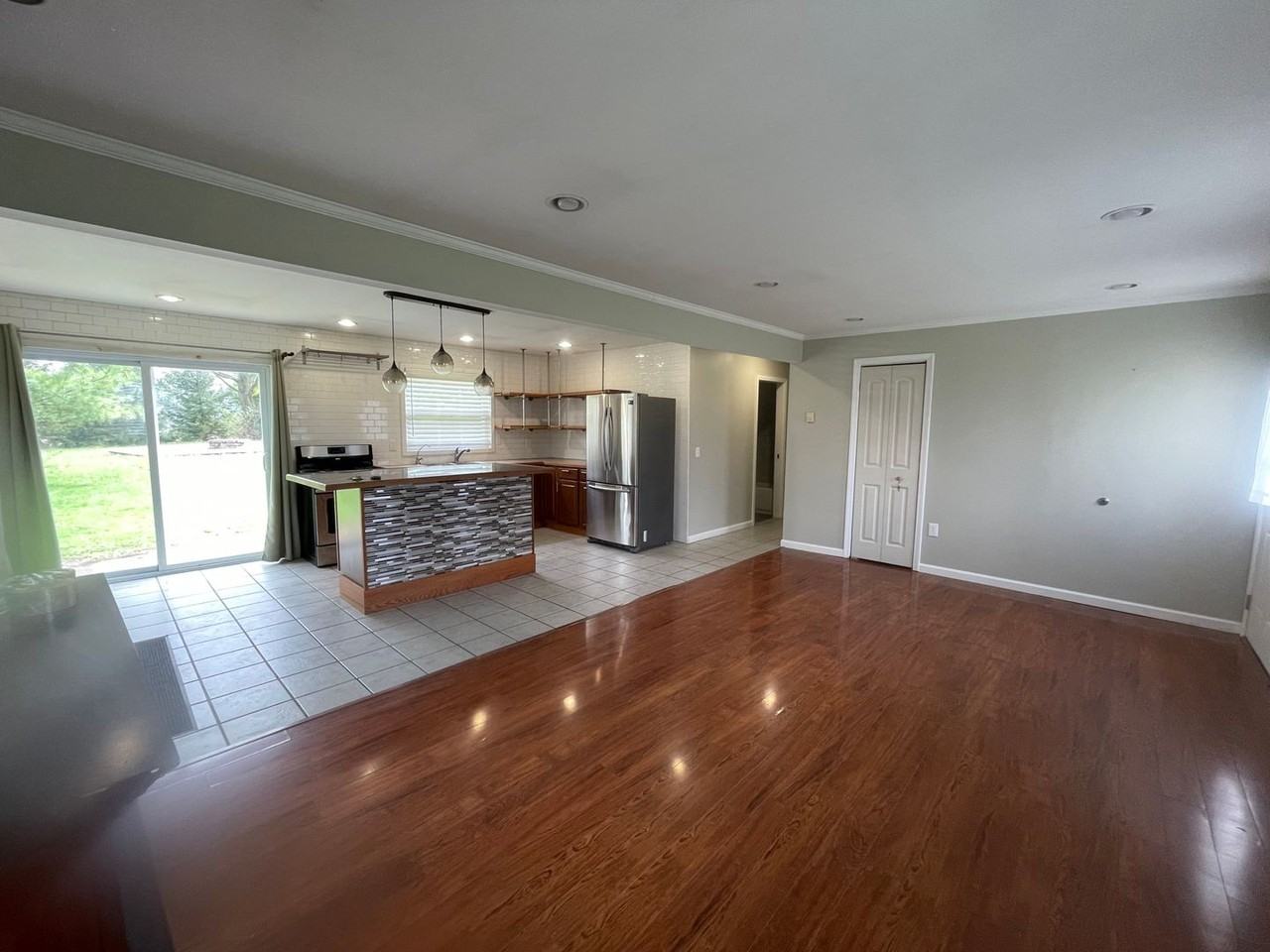 441 Black Oak Rd - Photo 3 of 16