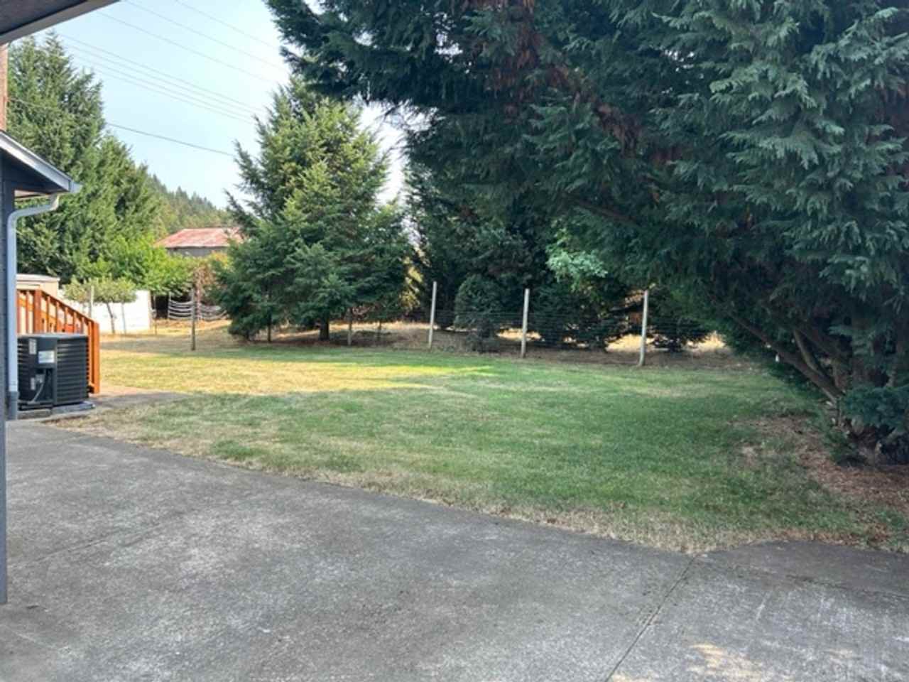 302 Harris Ave - Photo 3 of 19