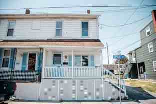 327 Spruce St - Photo 1 of 1