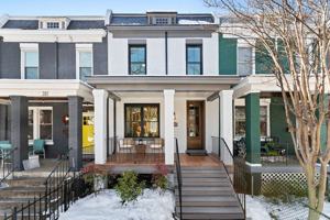 featured image of 705 Kentucky Ave Se