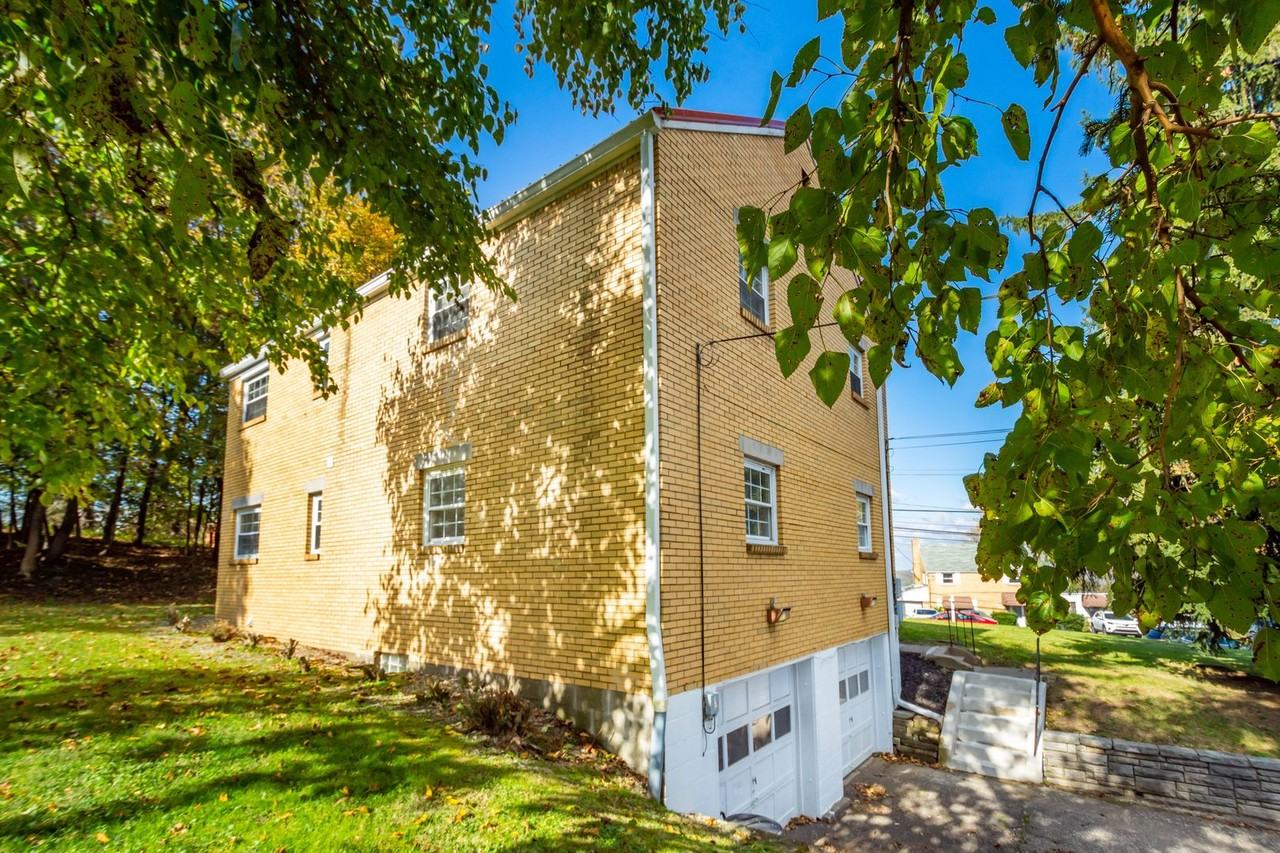 11130 Frankstown Road - Photo 2 of 18