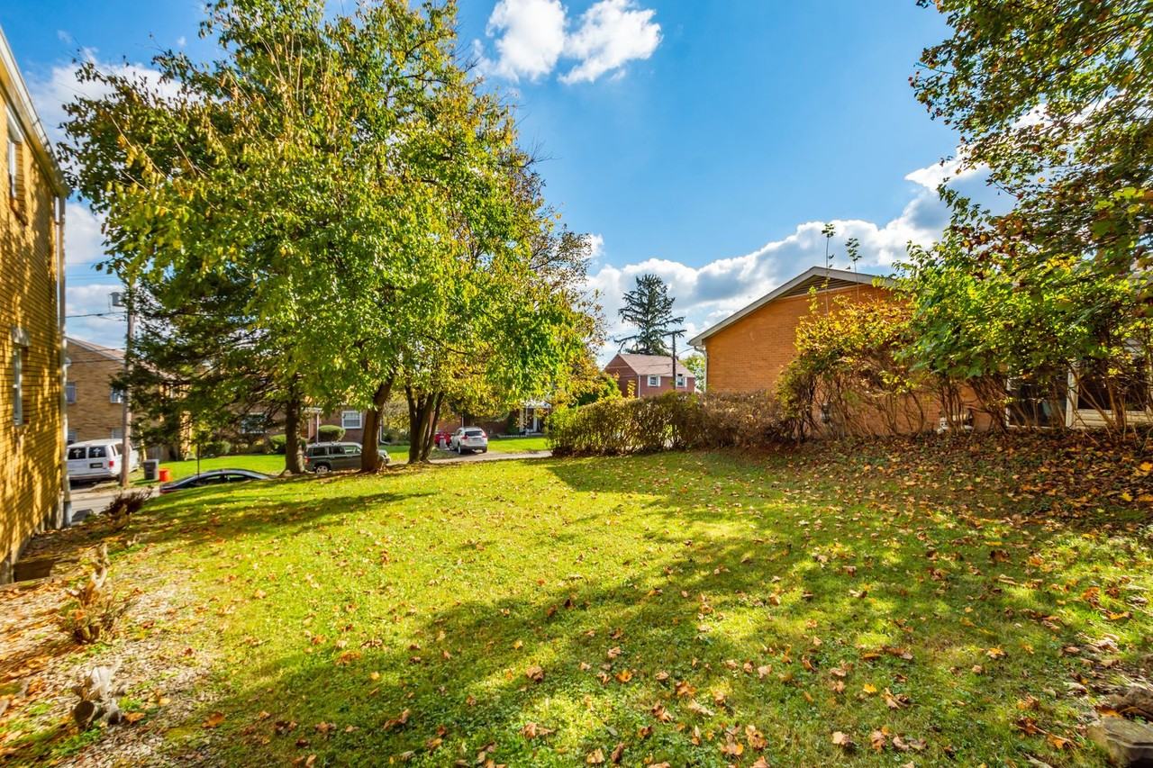 11130 Frankstown Road - Photo 3 of 18