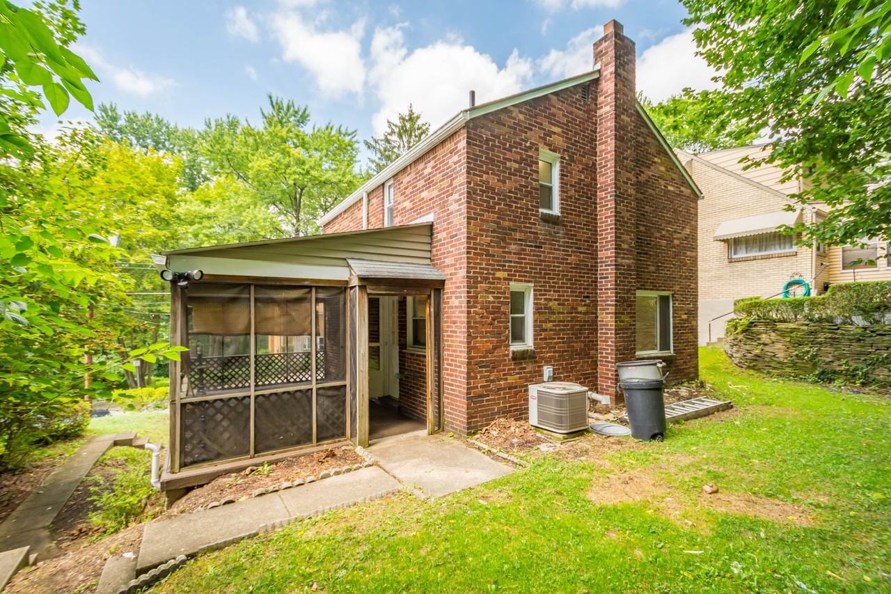 217 Saylong Dr - Photo 4 of 26
