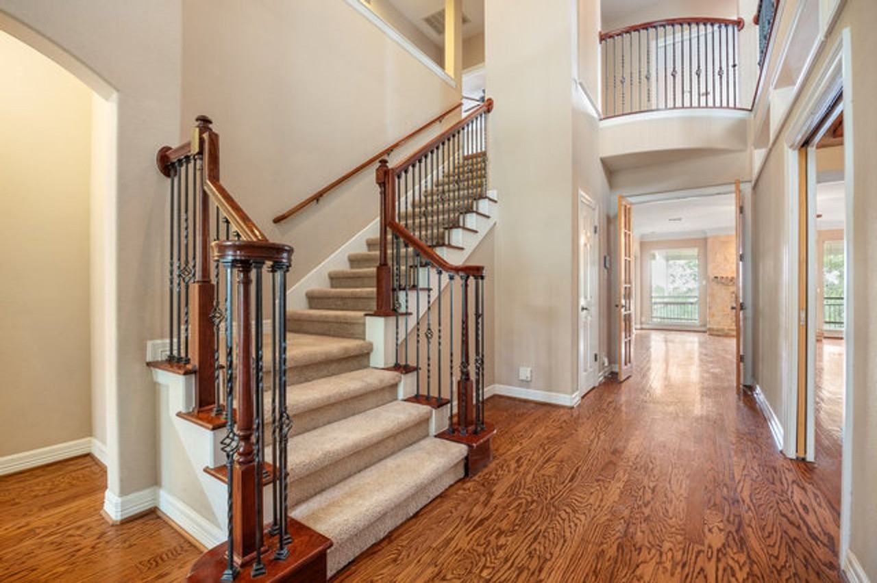 410 Cadence Hl - Photo 2 of 29
