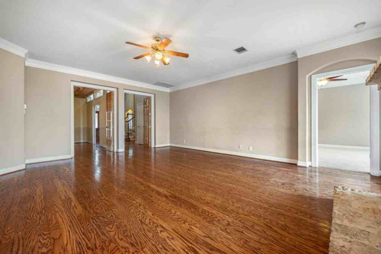 410 Cadence Hl - Photo 6 of 28