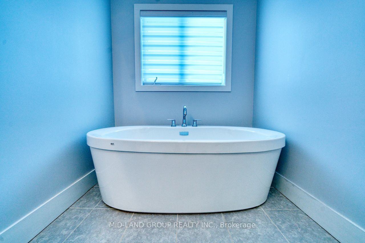 10 Elyse Court #None - Photo 2 of 6