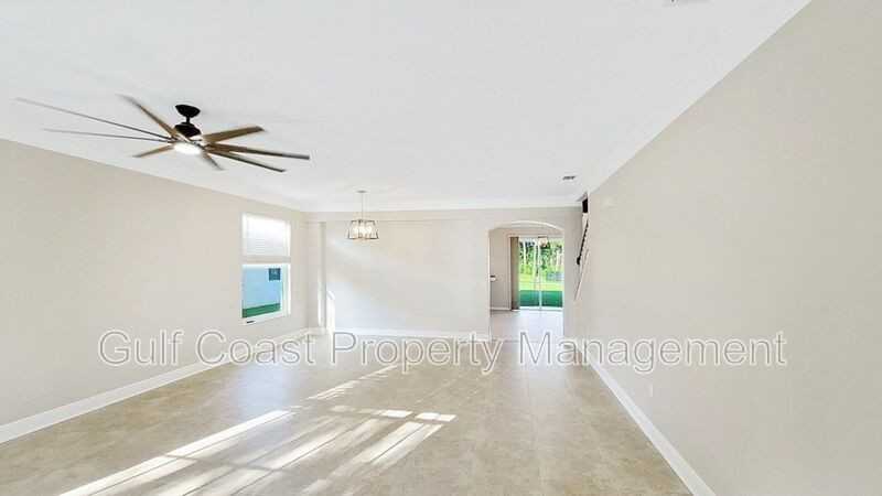 8823 Haven Harbour Way - Photo 3 of 27