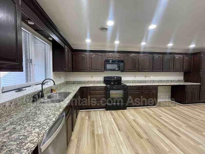 115 Bent Tree Dr #4 - Photo 6 of 22