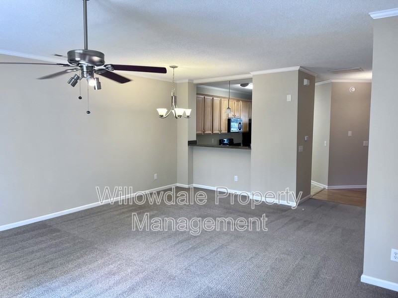 5364 Patuxent Dr - Photo 7 of 19