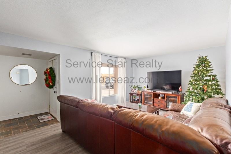 3640 W Bloomfield Rd - Photo 3 of 33