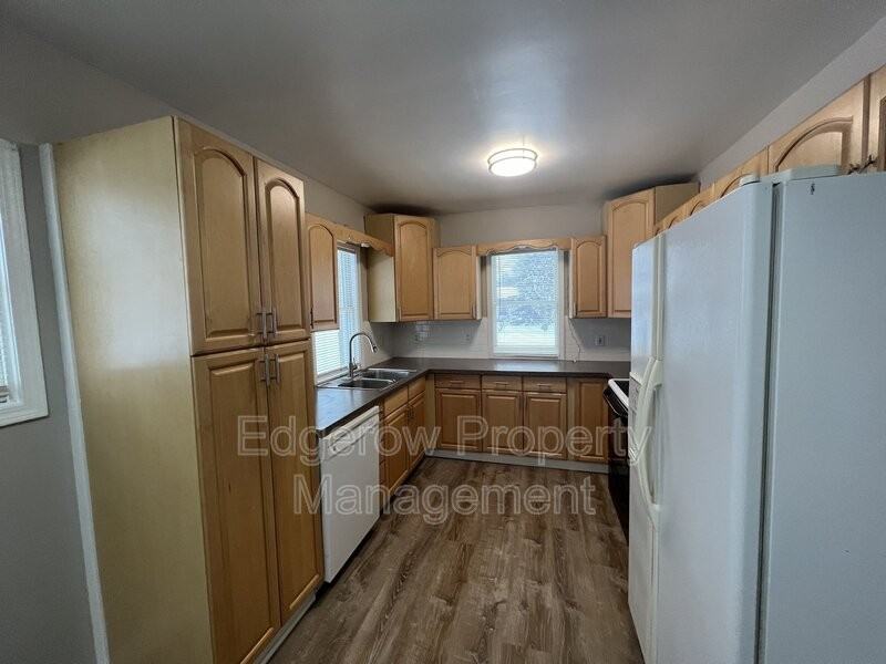 59 Wavell St Se - Photo 3 of 13
