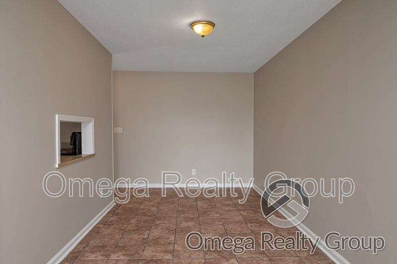 3382 Mcgehee Rd #H - Photo 5 of 25