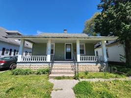 featured image of 1554 2nd Ave