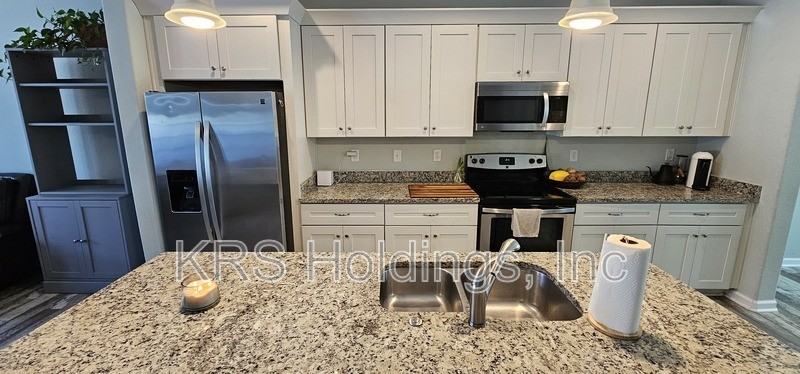 918 Hillside Ave - Photo 7 of 26