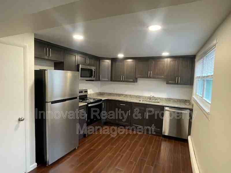 613 N Broad St - Photo 7 of 28
