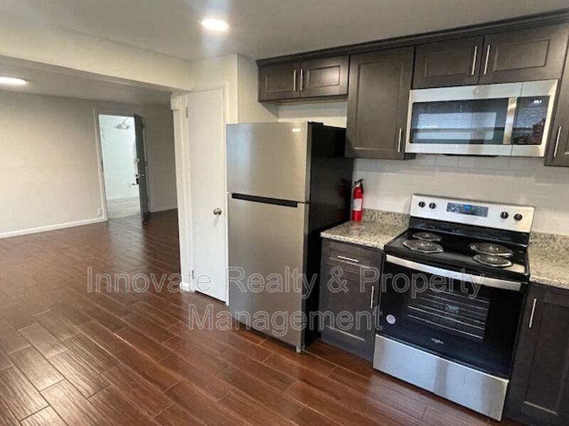 613 N Broad St #10 - Photo 6 of 25