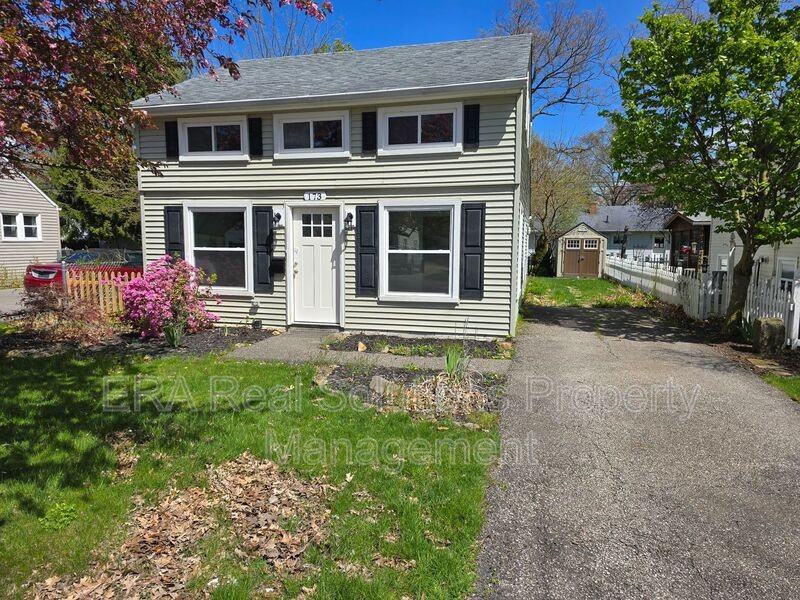 173 Forest Blvd - Photo 2 of 18