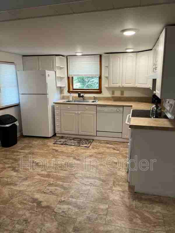 144 A Chestnut Street - Photo 2 of 9