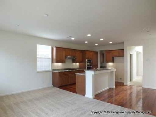 534 Coffield Ave - Photo 2 of 21