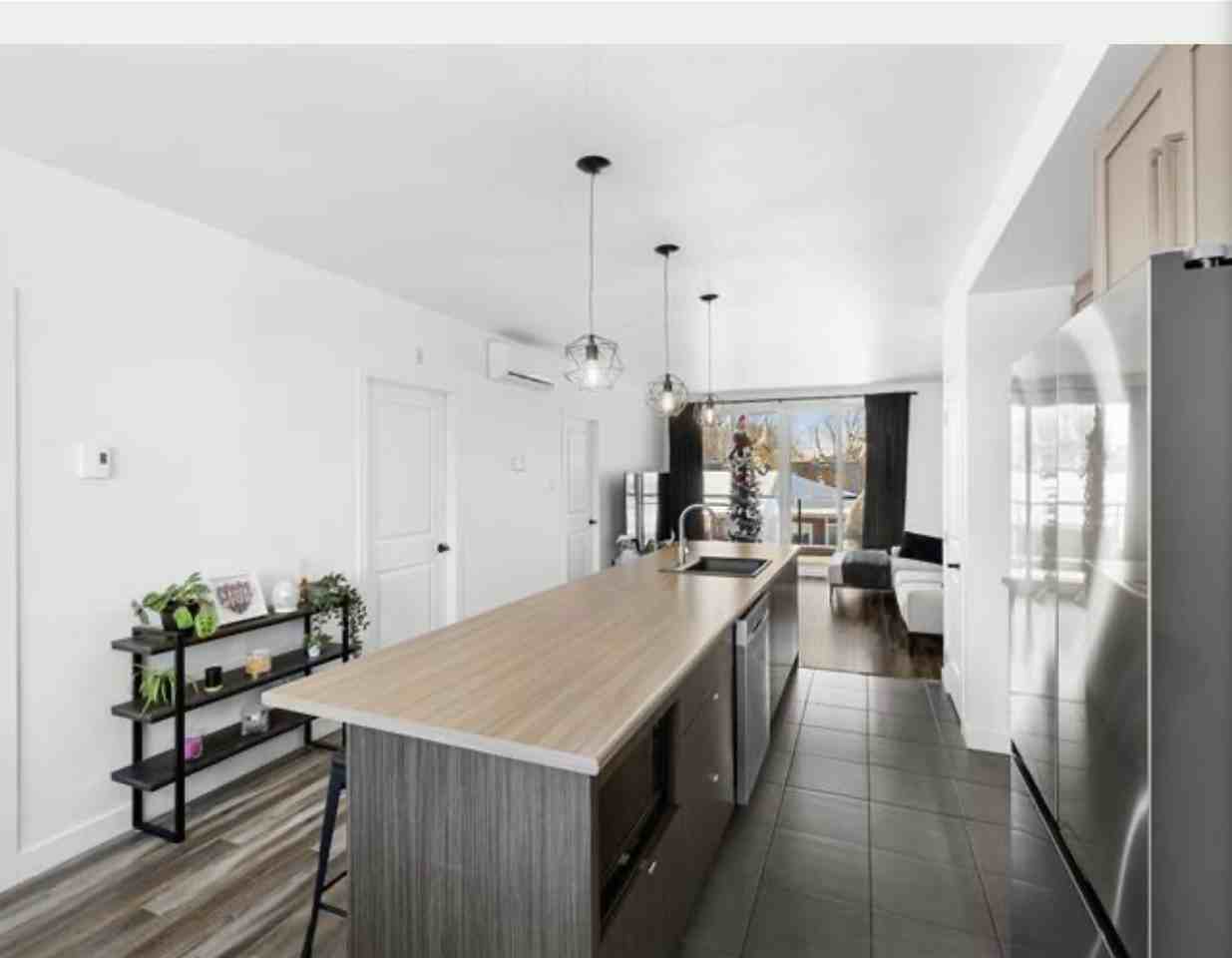 3848 Boulevard Sainte-Anne #303 - Photo 3 of 14