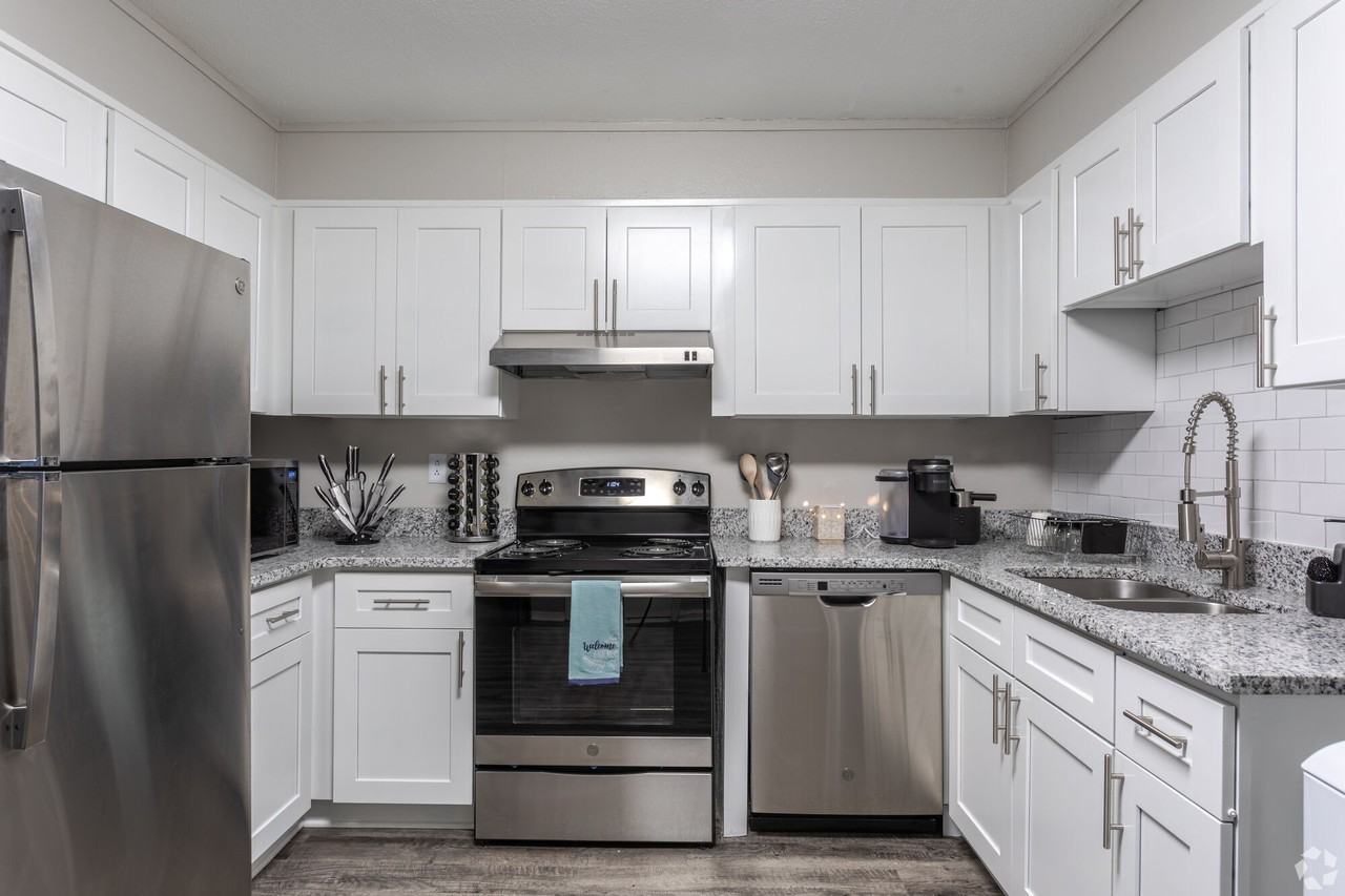 Greens at Windy Hill - Photo 4 of 17