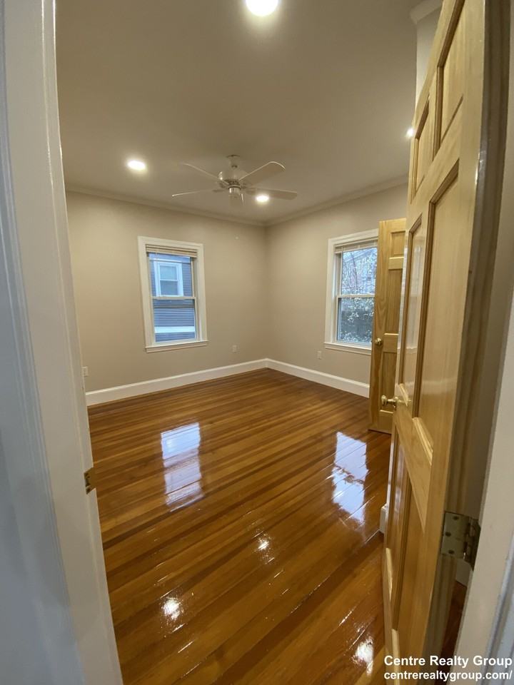 200 Hyde Park Ave #3 - Photo 7 of 25