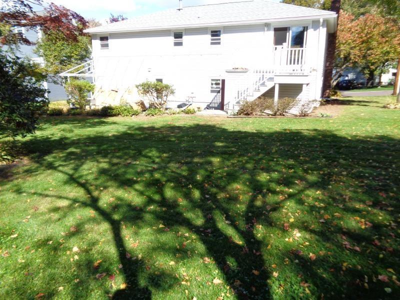 33 Rag Rock Dr - Photo 2 of 24