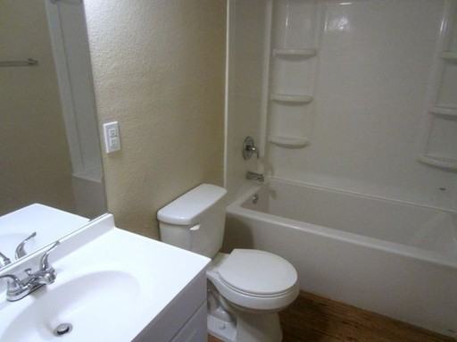 11004 Alpine Way - Photo 3 of 5