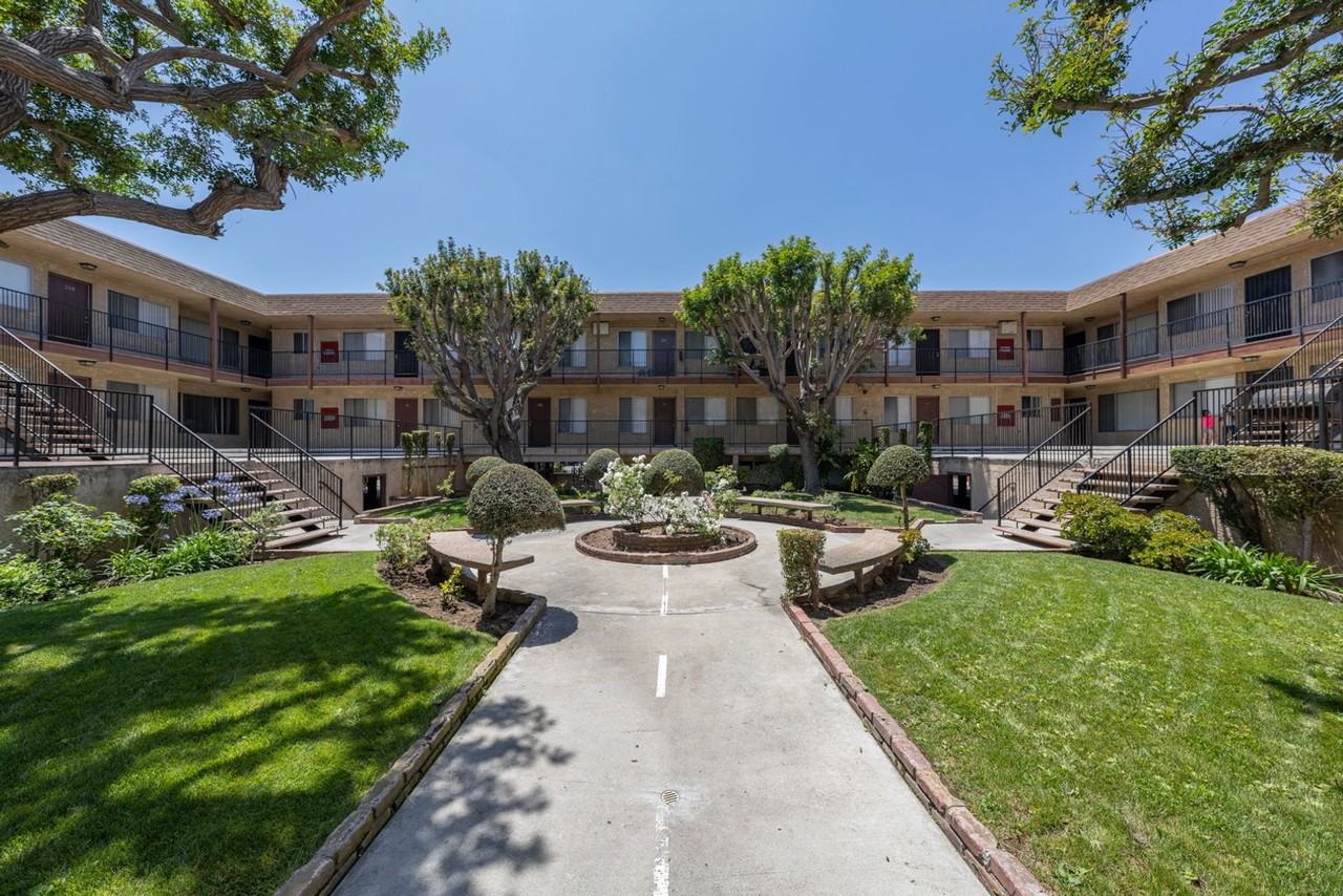 London Arms - Photo 7 of 20