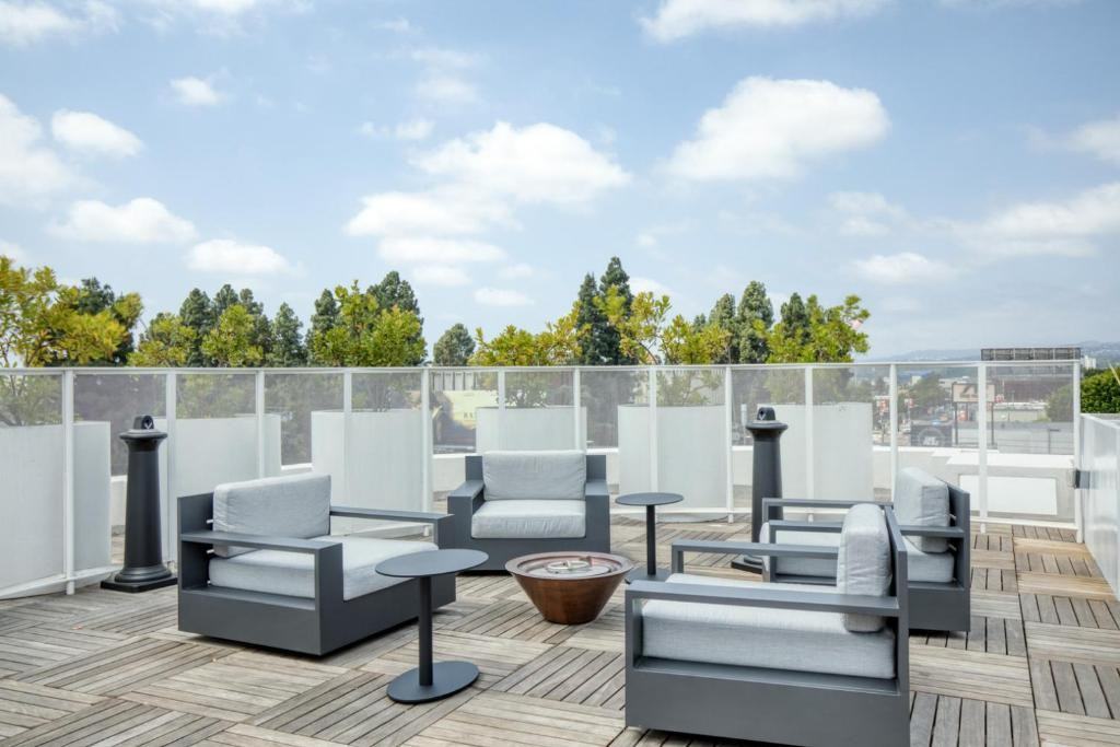 The Melrose - Photo 7 of 10