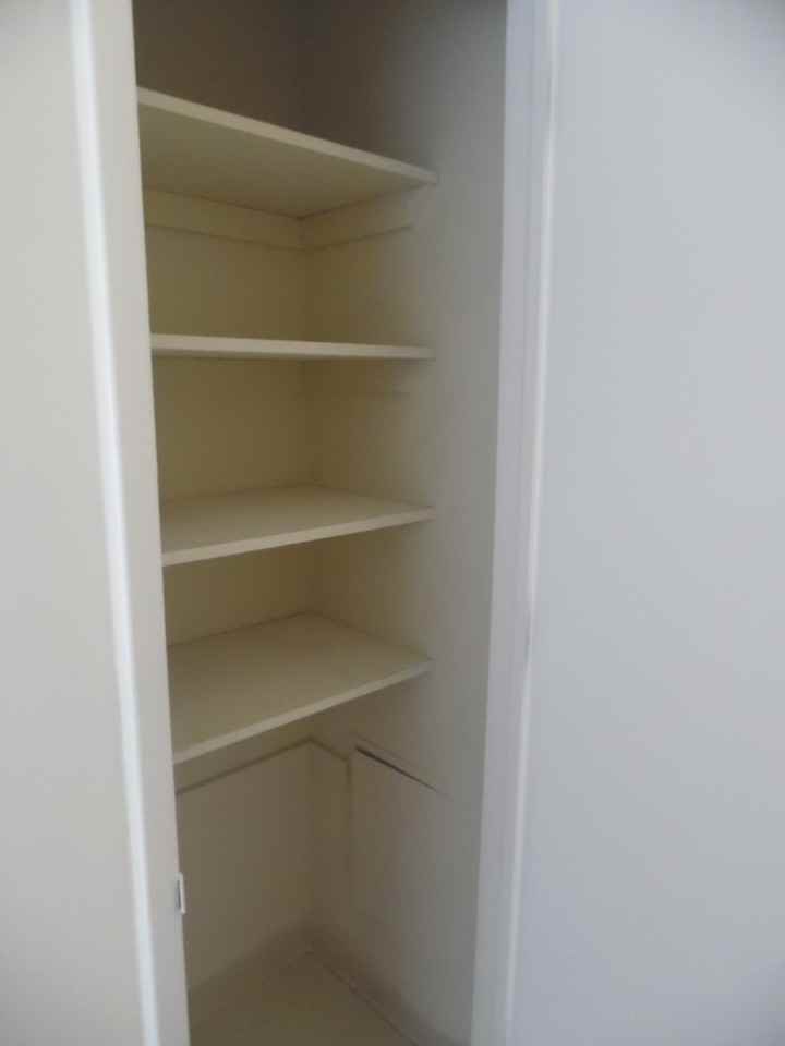 Monroe Park Towers Apartments - Photo 7 of 10